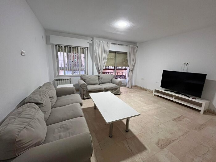 Piso en alquiler en Centro, Centro Sagrario de 4 habitaciones