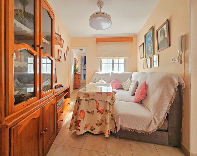 Casas en venta y pisos alquiler - 2