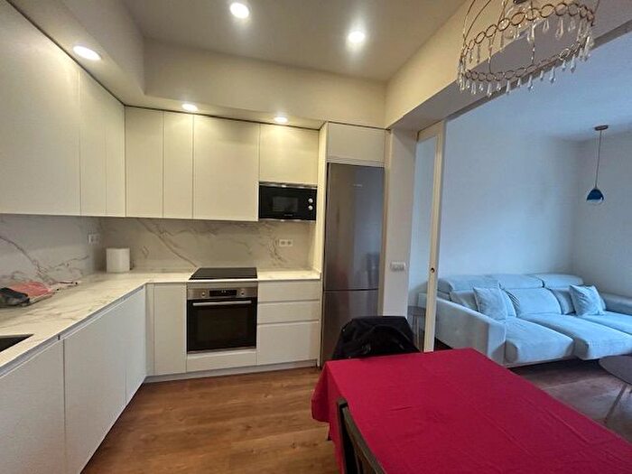 Piso en alquiler en Chamberí, Ríos Rosas Nuevos Ministerios de 2 habitaciones