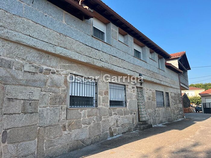 Casa en venta en Piñor, Ourense de 5 habitaciones