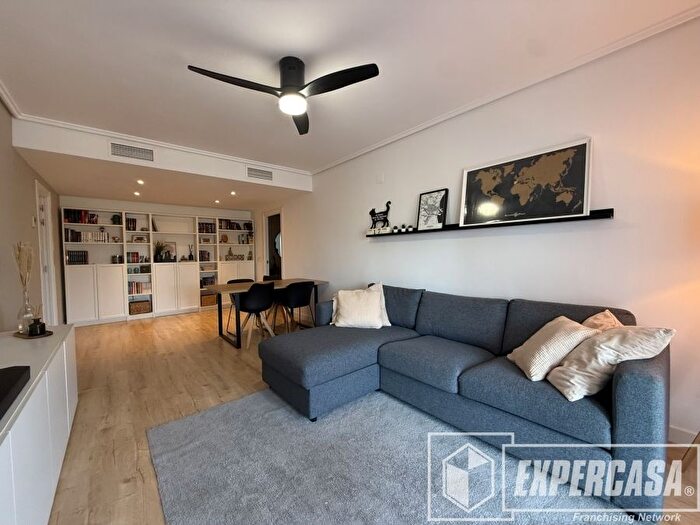 Casas en venta y pisos alquiler - 3