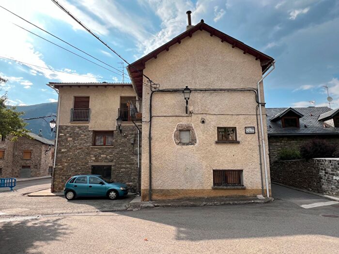 Casa en venta en Villanúa, Huesca de 6 habitaciones