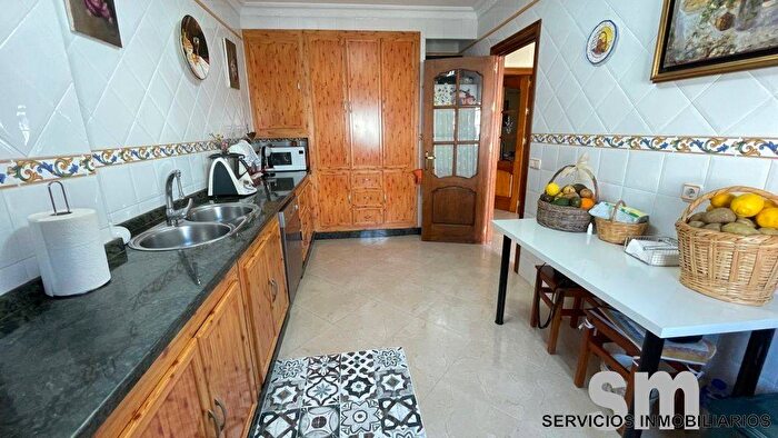 Casas en venta y pisos alquiler - 2