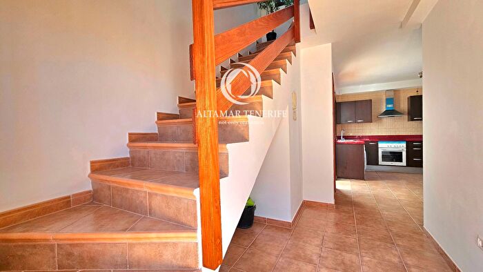 Casas en venta y pisos alquiler - 3