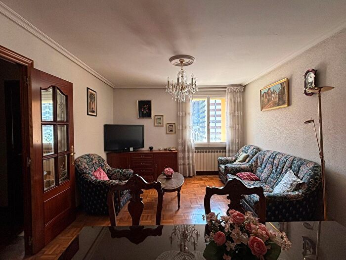 Casas en venta y pisos alquiler - 2
