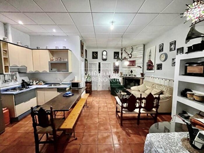 Casa en venta en Baena, Córdoba de 2 habitaciones