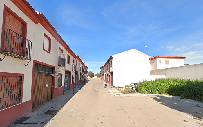 Casa en venta en Pedro Abad, Córdoba de 3 habitaciones