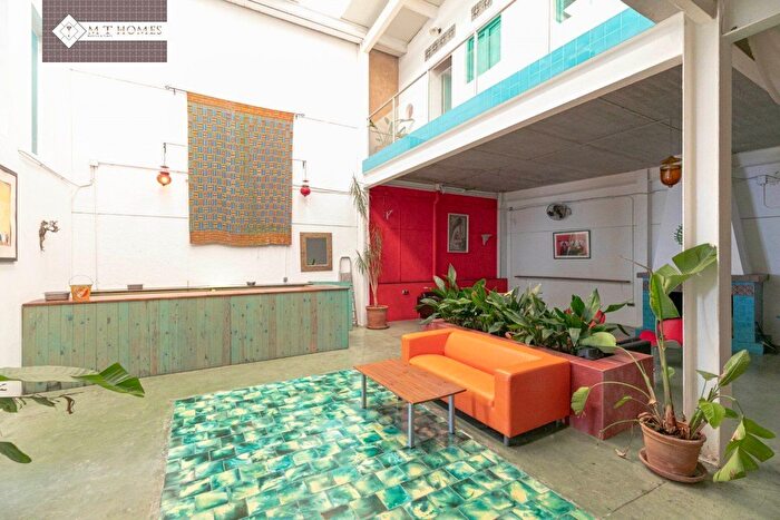 Casas en venta y pisos alquiler - 2