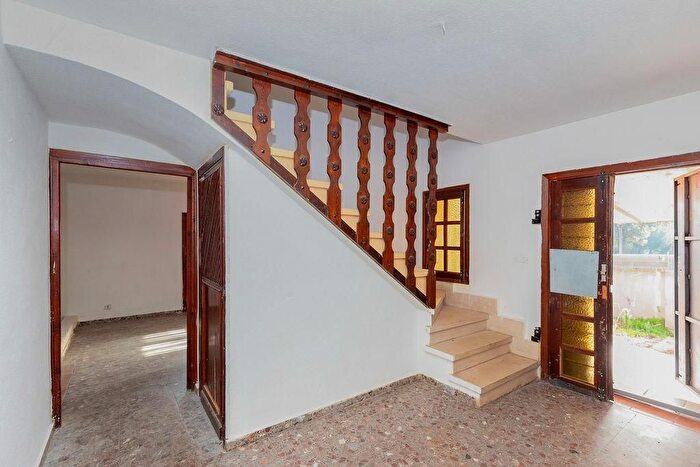 Casas en venta y pisos alquiler - 3