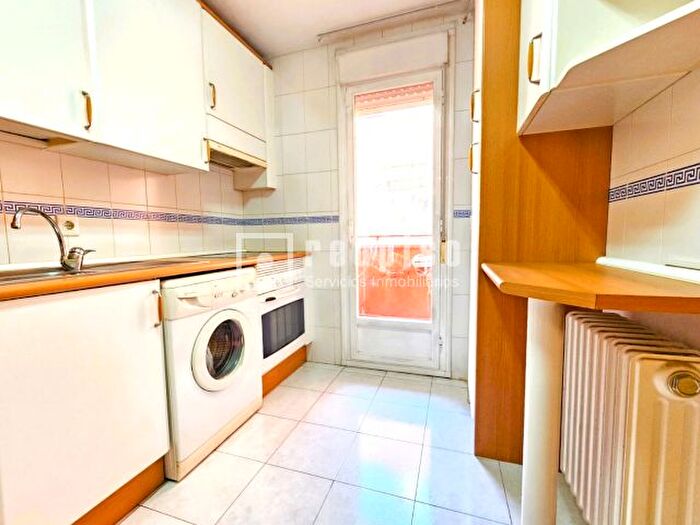 Casas en venta y pisos alquiler - 2