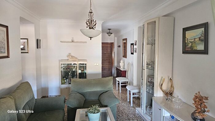 Piso en venta en Cruz de Humilladero, Santa Cristina San Rafael de 3 habitaciones