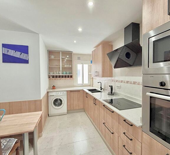 Casas en venta y pisos alquiler - 1