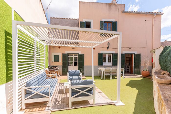Casas en venta y pisos alquiler - 1