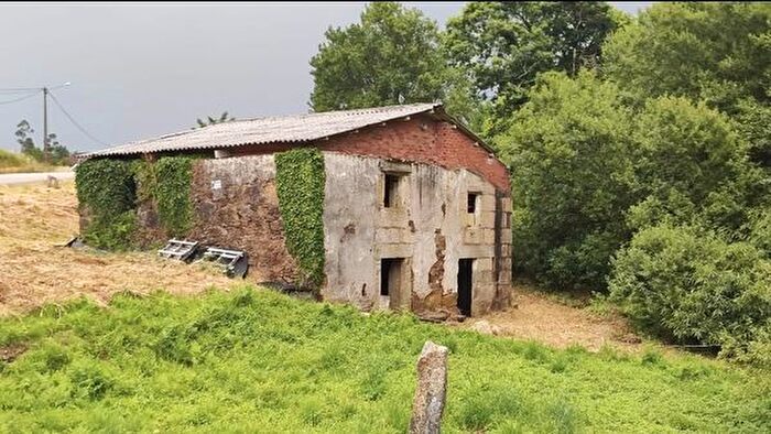 Casa en venta en Mos, Pontevedra de 3 habitaciones