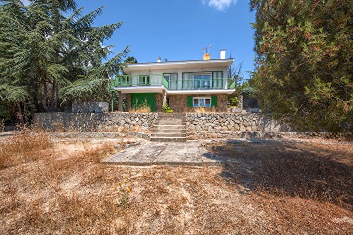 Casas en venta y pisos alquiler - 1