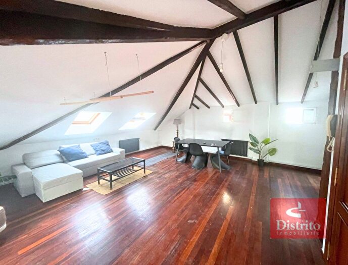 Casas en venta y pisos alquiler - 1