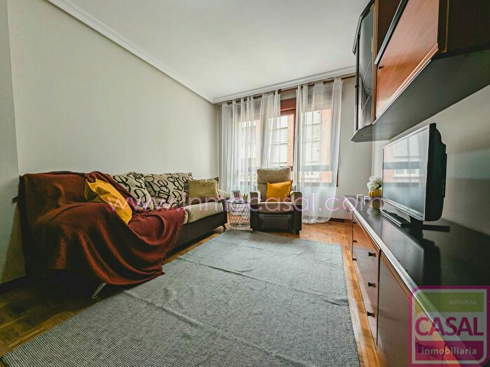 Casas en venta y pisos alquiler - 3