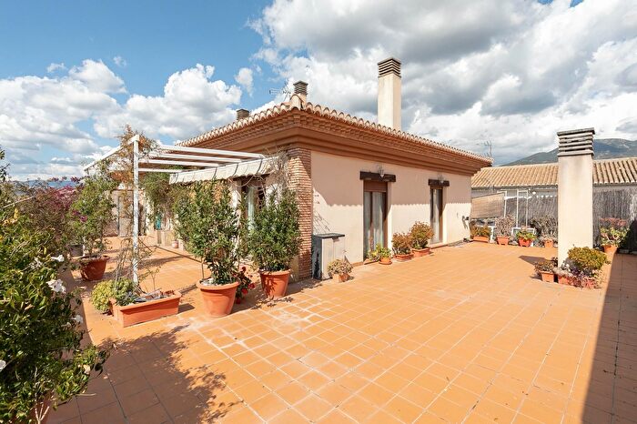 Piso en venta en La Zubia Ciudad, La Zubia de 3 habitaciones