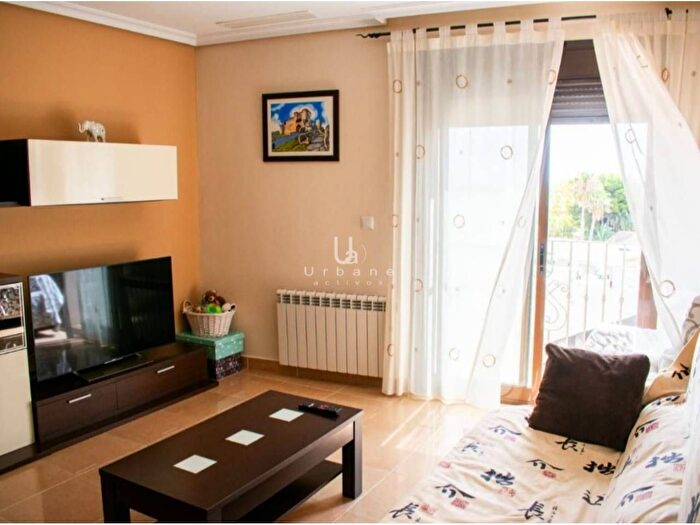 Casas en venta y pisos alquiler - 1