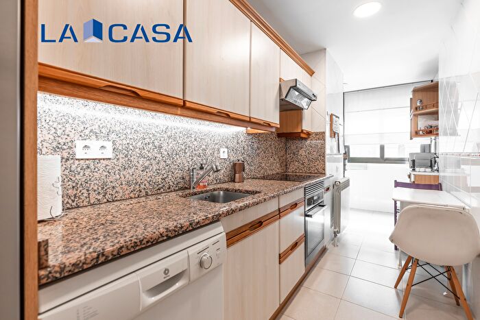 Casas en venta y pisos alquiler - 2