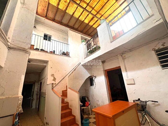 Casas en venta y pisos alquiler - 2