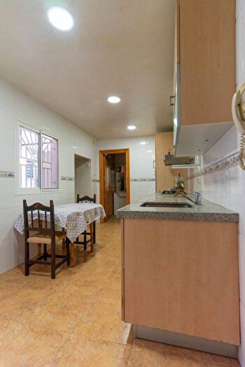 Casas en venta y pisos alquiler - 2