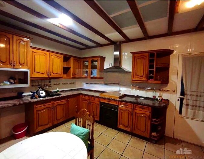 Casas en venta y pisos alquiler - 2