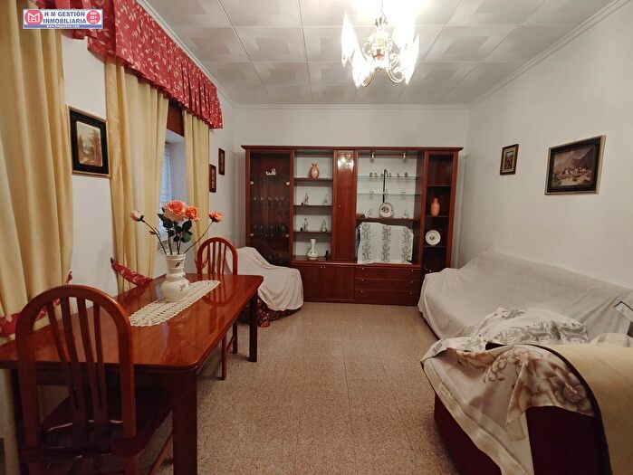 Casa en venta en Alcázar de San Juan, Ciudad Real de 4 habitaciones