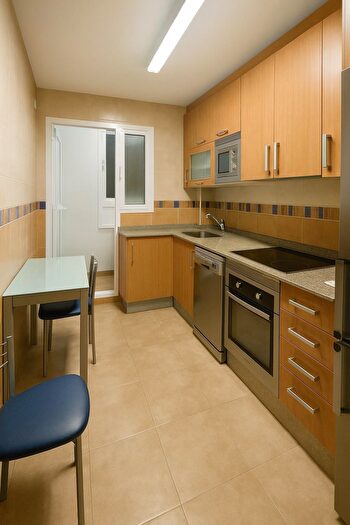 Casas en venta y pisos alquiler - 2