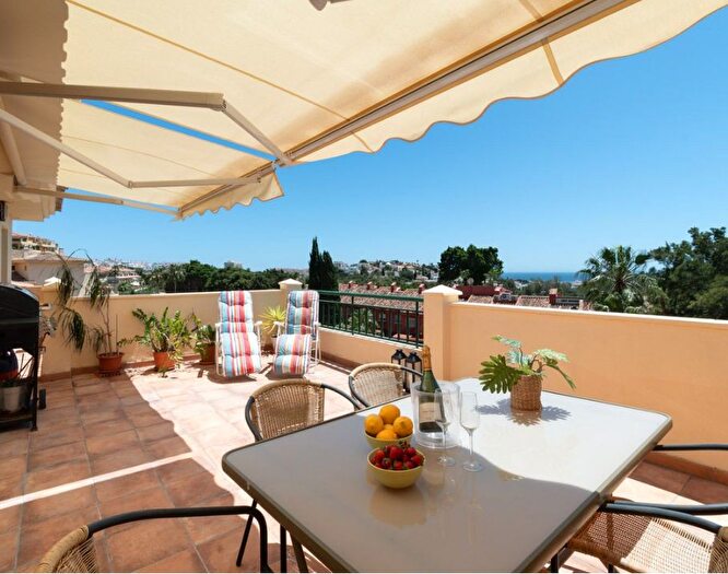 Piso en venta en Torrequebrada, Zona Centro Comercial Torrequebrada de 3 habitaciones