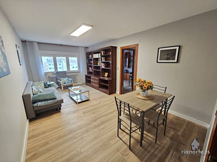 Piso en alquiler en Centro, Avilés de 3 habitaciones