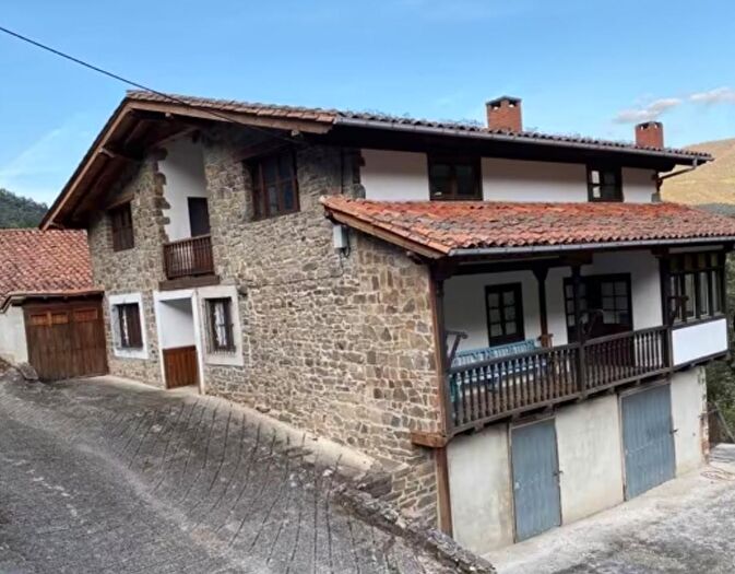 Casas en venta y pisos alquiler - 3