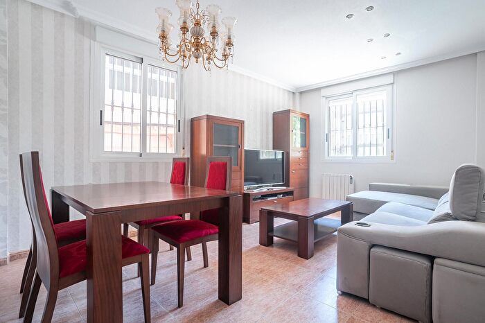 Casas en venta y pisos alquiler - 1