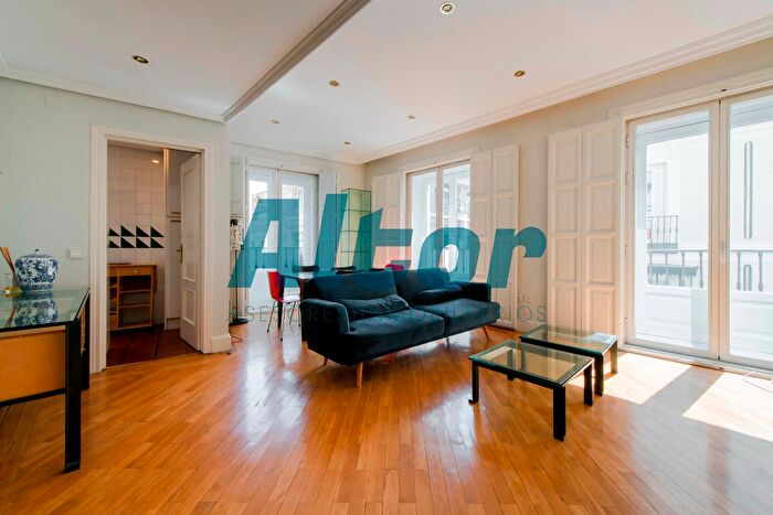 Casas en venta y pisos alquiler - 1