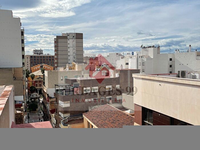 Casas en venta y pisos alquiler - 3