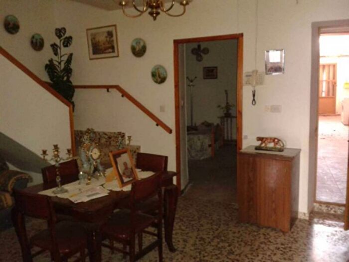 Casa en venta en Castilla La Mancha, Albacete de 6 habitaciones