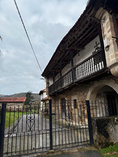 Casa en venta en Ruente, Cantabria de 3 habitaciones