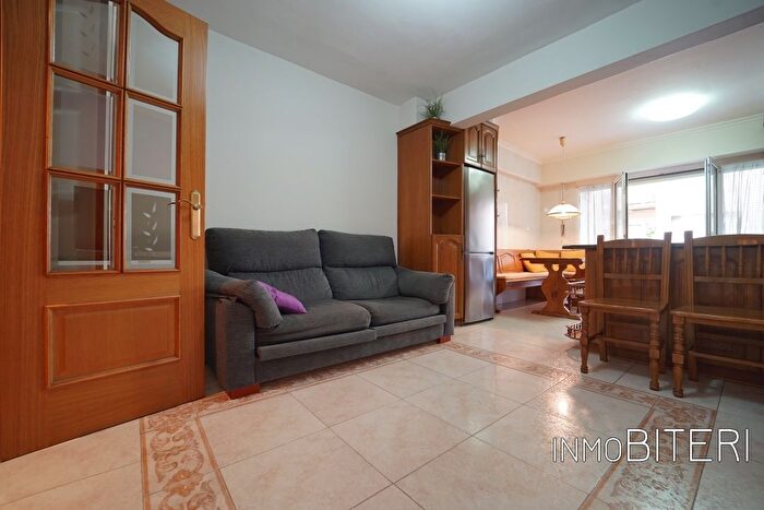 Casas en venta y pisos alquiler - 2