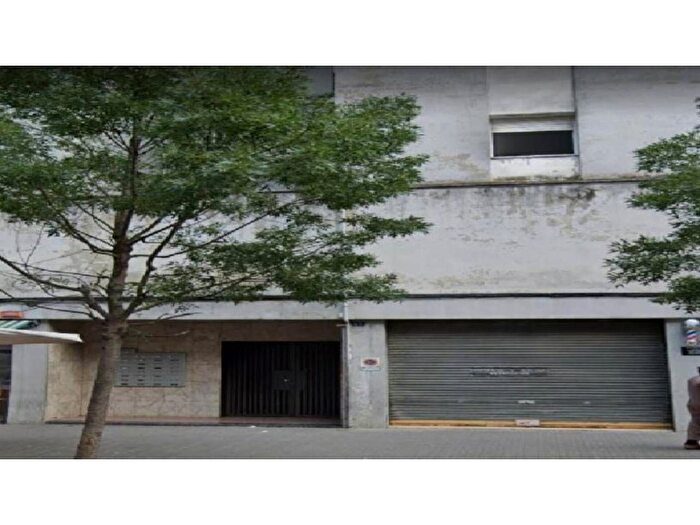 Piso en venta en Centre, Salt de 3 habitaciones
