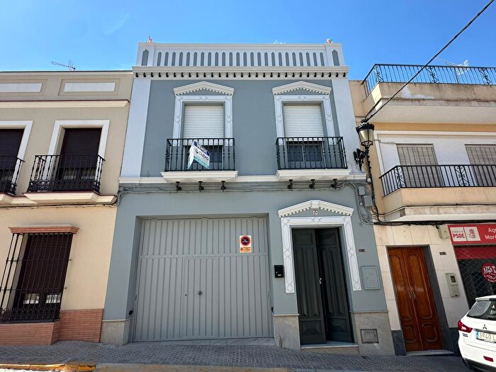 Casas en venta y pisos alquiler - 1