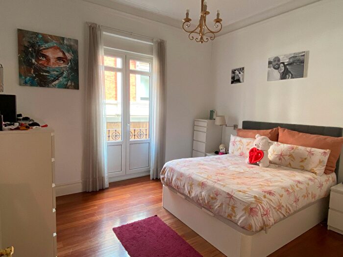 Piso en venta en Abando Albia, Albia de 2 habitaciones