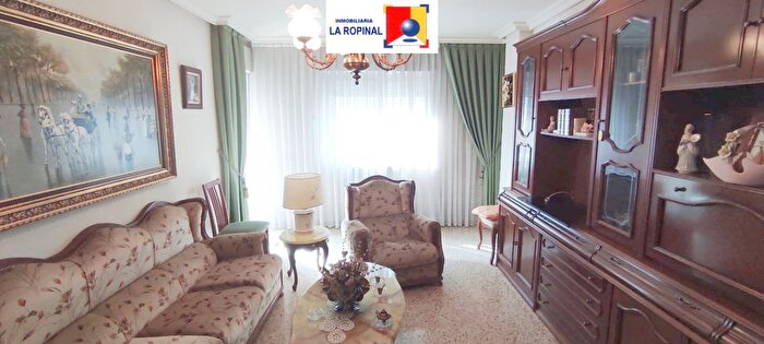Casas en venta y pisos alquiler - 1