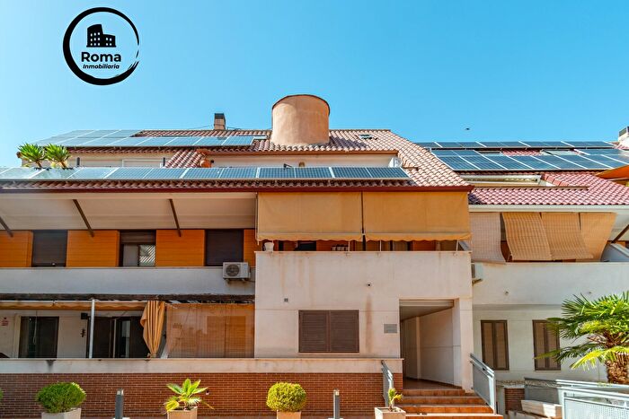 Casas en venta y pisos alquiler - 3