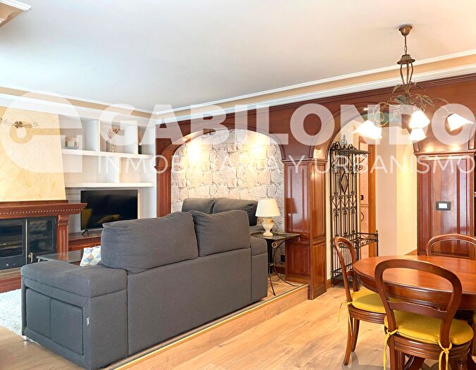 Casas en venta y pisos alquiler - 1