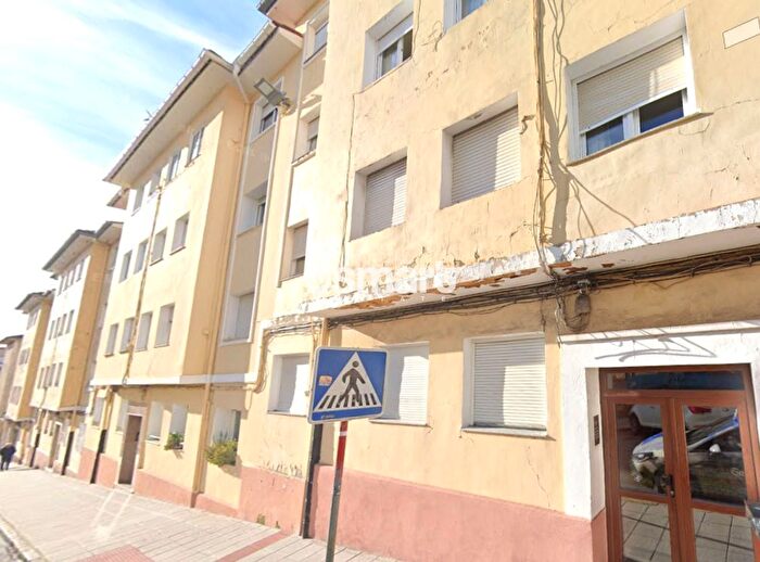 Piso en venta en General Dávila, Santander de 2 habitaciones