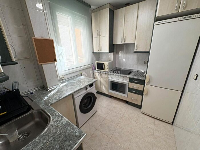 Casas en venta y pisos alquiler - 2