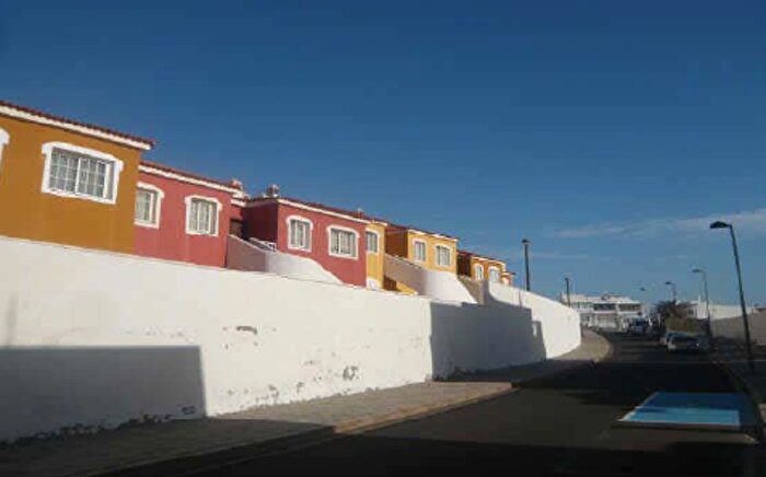 Casas en venta y pisos alquiler - 2