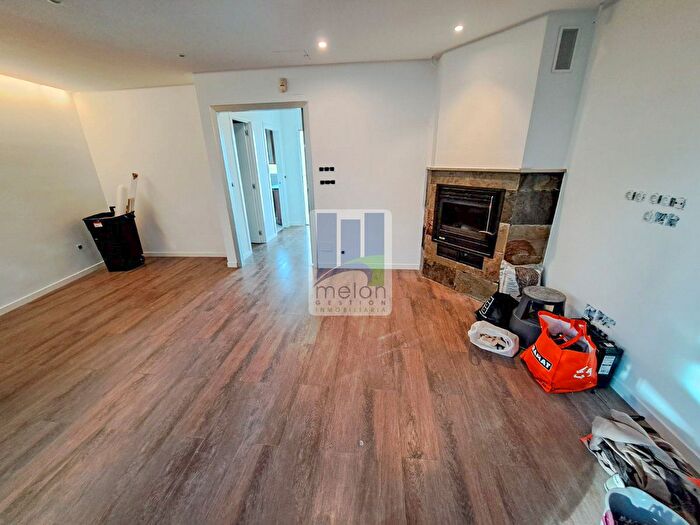 Casas en venta y pisos alquiler - 1