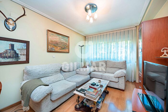 Casas en venta y pisos alquiler - 2