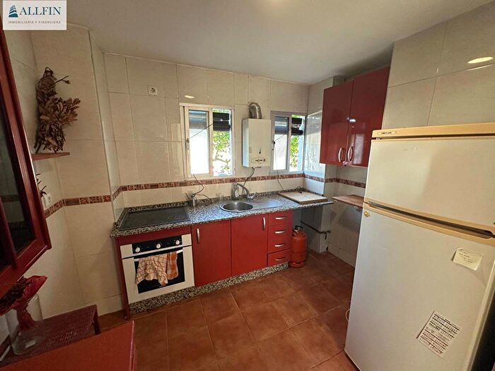 Casas en venta y pisos alquiler - 2
